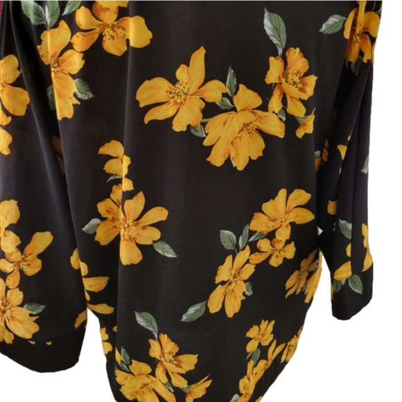 Floral Blouse - Picture 4 of 6